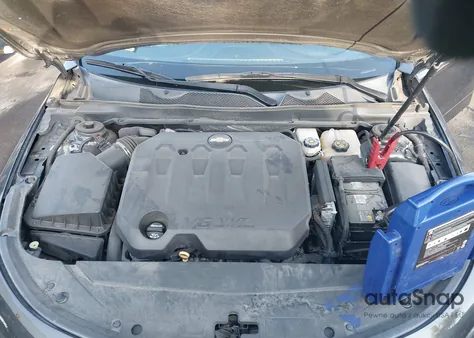 2018 Chevrolet Impala 1Lt from USA, damaged, VIN 2G1105S3XJ9171170